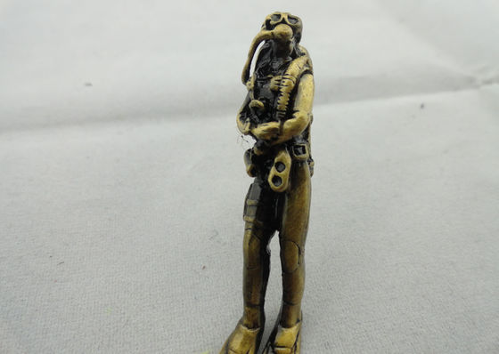 금속 가득 차있는 기복 열쇠 고리, 고대 금 도금을 가진 백랍 선전용 Keychain