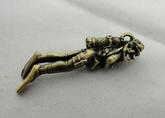 금속 가득 차있는 기복 열쇠 고리, 고대 금 도금을 가진 백랍 선전용 Keychain