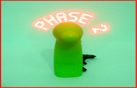 팬을 가진 사업 선물/LED 빛을 위한 매혹 110MM LED 번쩍이기 팬
